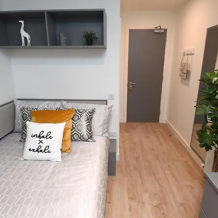 Yugo Explore - Lee Point Apartament *