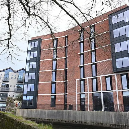 Yugo Explore - Lee Point Apartament Cork